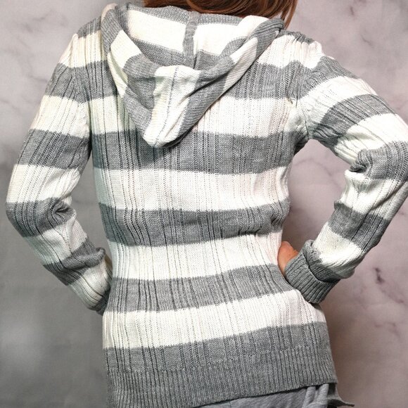 Justice Brand Grey and White Stripe Cable Knit Sweater with Hood & Front Pocket - Picture 4 of 4